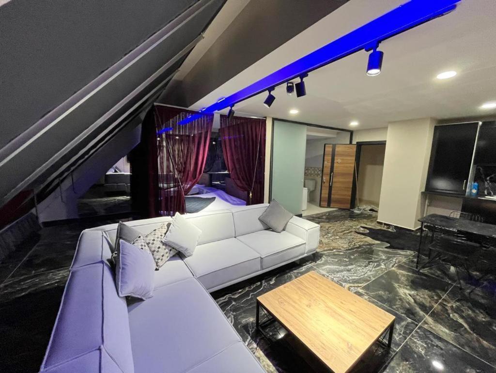 Beylikduzu Gunluk Kiralik Daire Apartment - Istanbul — Photos 1